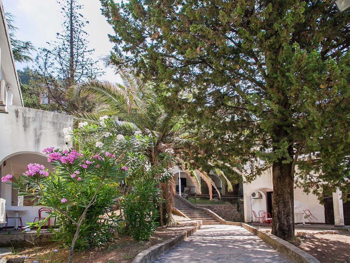 Holiday Park Vile Park Budva Exteriör bild